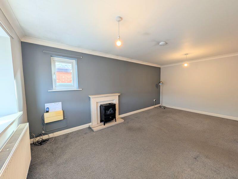 House in Doncaster - View 3