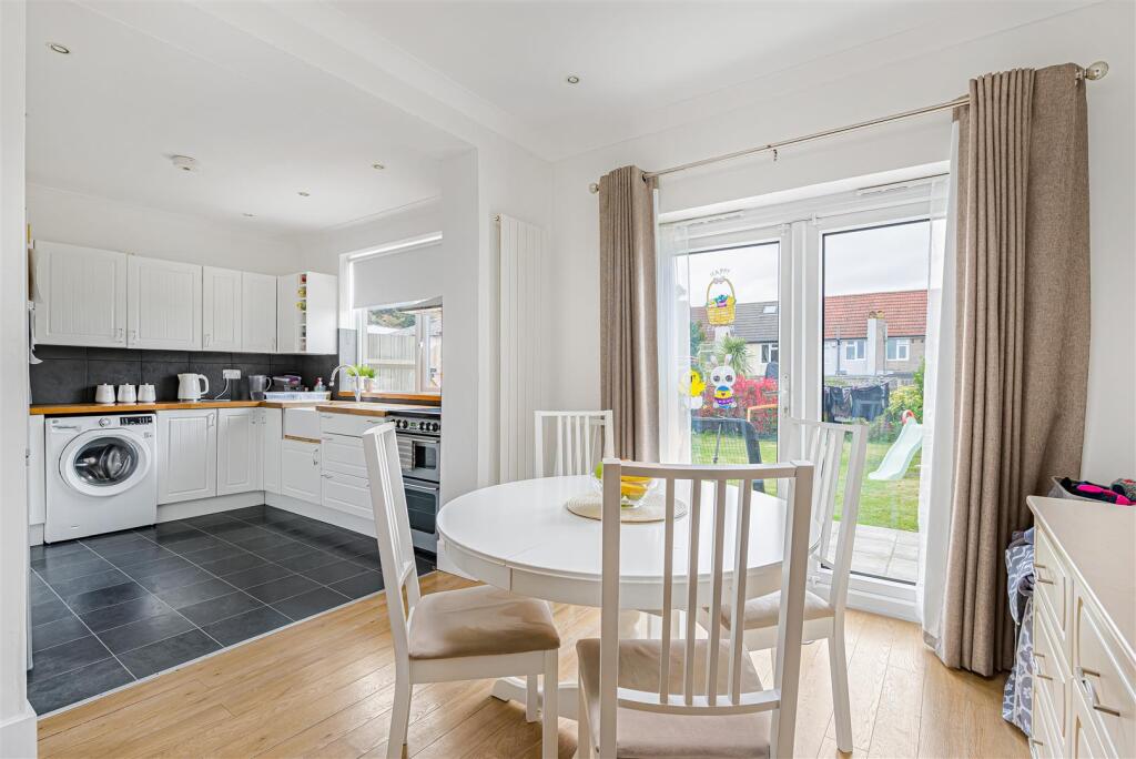 Burleigh Avenue, Sidcup, DA15 8QA - View 3