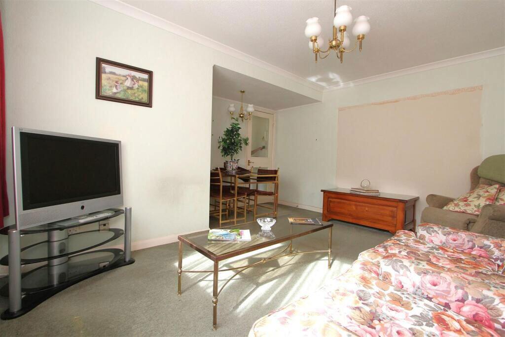 Apartment in London - View 5