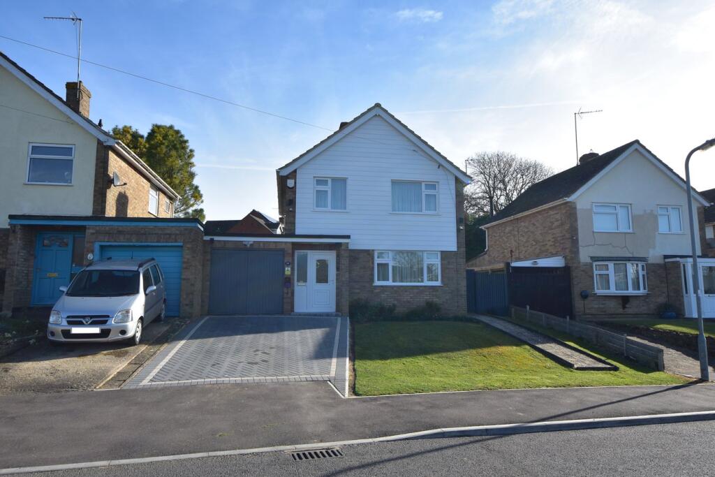 Main image of property: Allens Orchard, Banbury, OX17