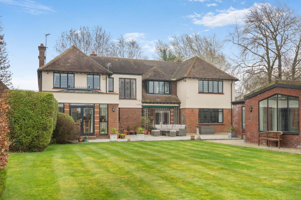 New Road, Weston Turville photo 3