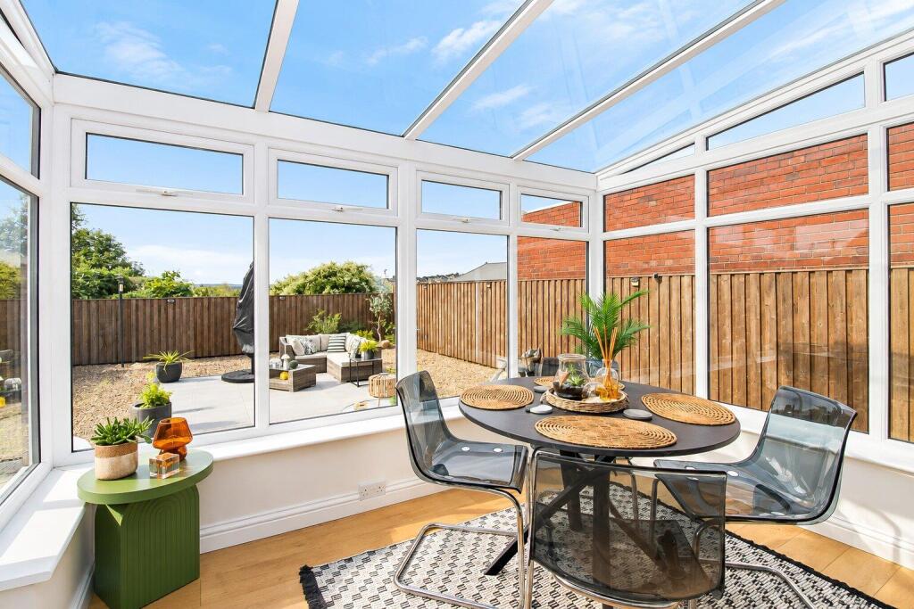 House in Kirklees, West Yorkshire - More