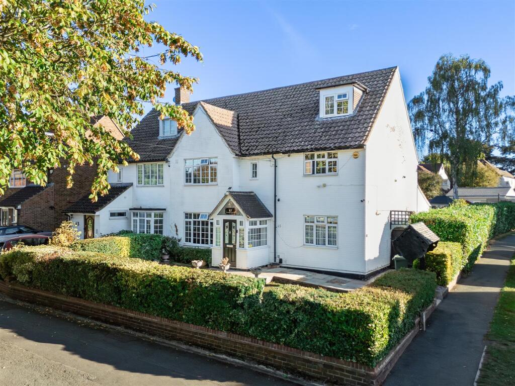 Main image of property: Stratton Avenue, Wallington
