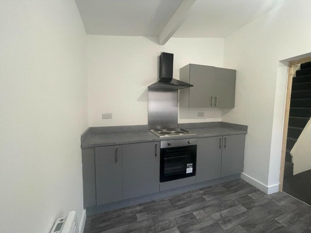Apartment in Stockton-on-Tees, Portrack - View 3