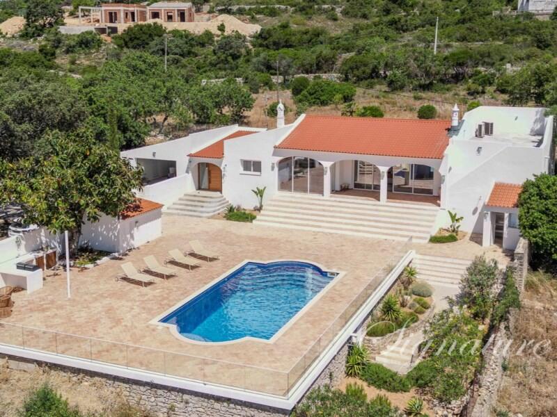 Main image of property: Algarve, Santa Bárbara de Nexe