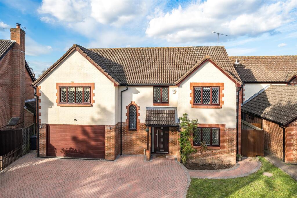 Main image of property: Garnet Field, Yateley