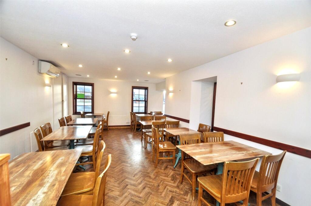 Seating Area (1)