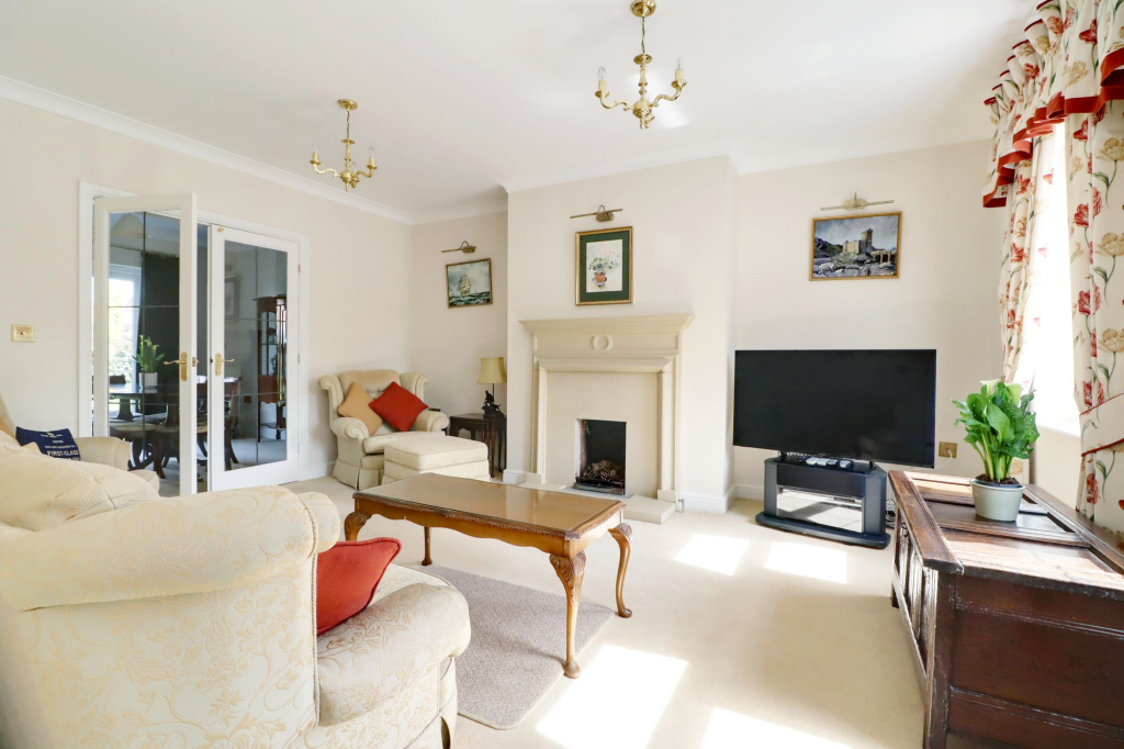 High Street, Willingham By Stow, DN21 - View 6
