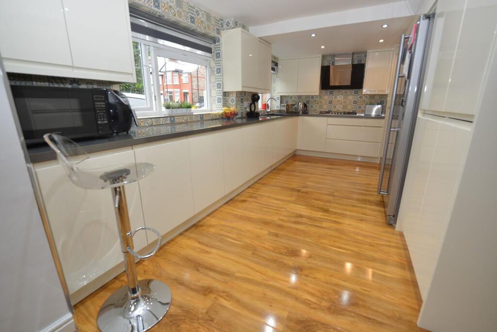 House in Trafford, Gorse Hill - View 5