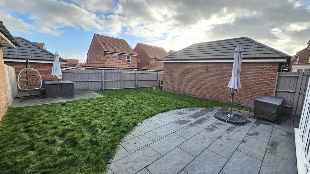 Cabourn Drive, Bingham photo 2