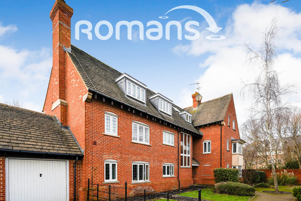 Main image of property: Spode Close, Swindon, SN25