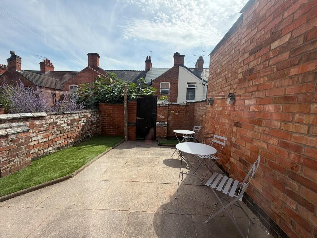 House in Leicester, City of Leicester - View 5