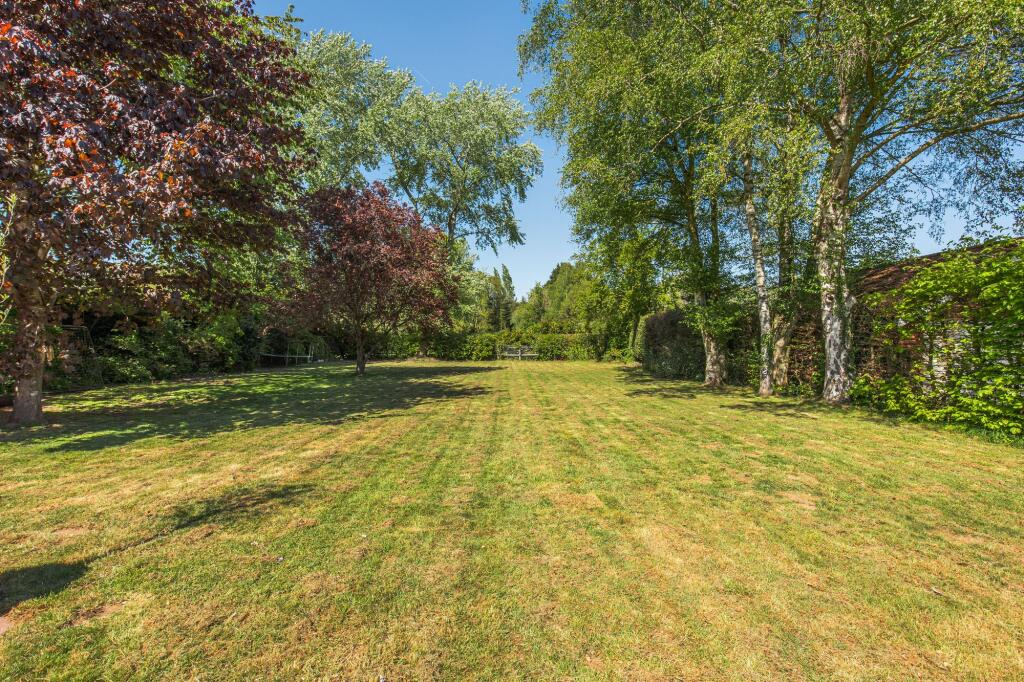 Space and Privacy in Tasburgh photo 4