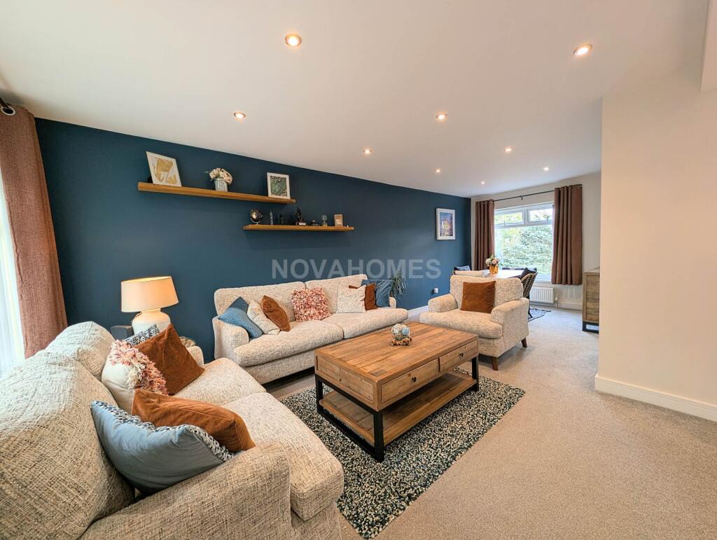 Austin Crescent, Eggbuckland, PL6 5QD photo 2