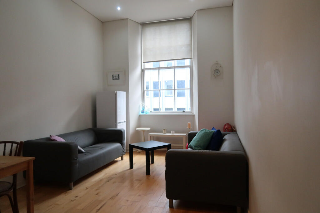 Apartment in Glasgow - View 5