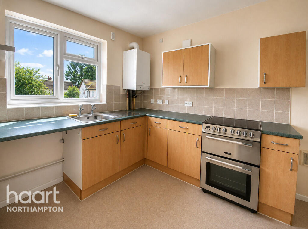 Apartment in Northampton - View 3