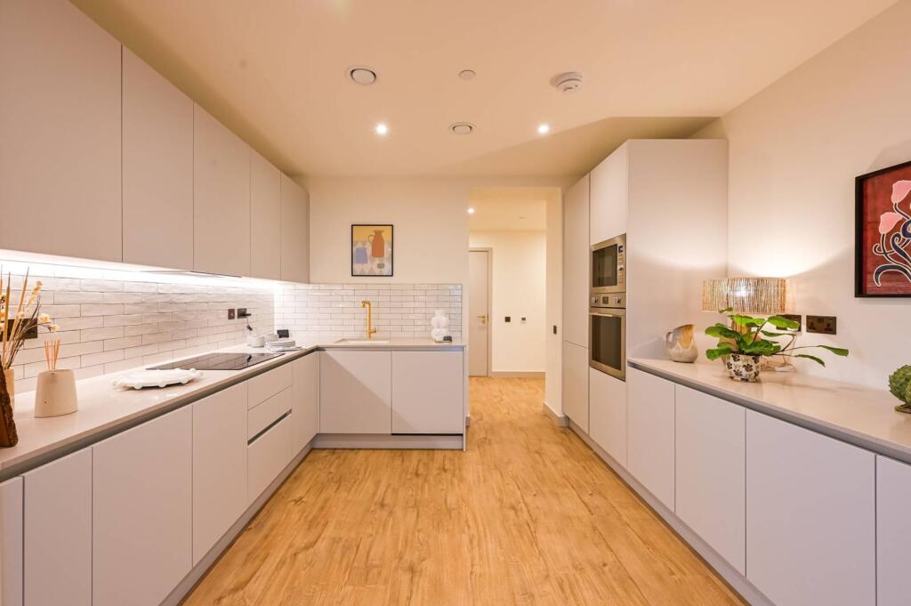 Main image of property: Selbourne Road, Walthamstow, E17