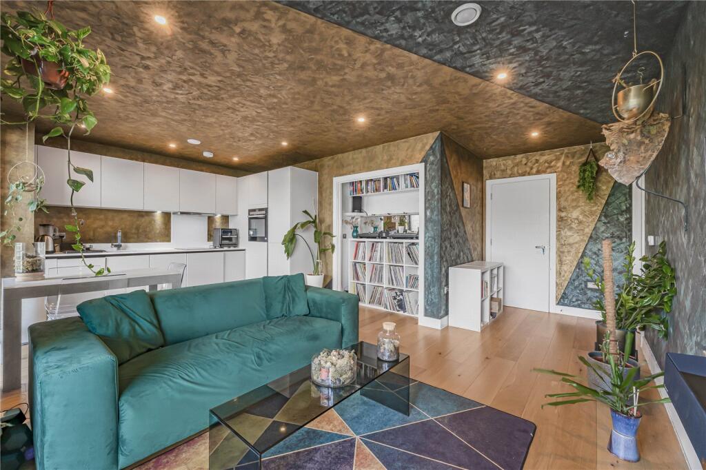 Apartment in London - View 3