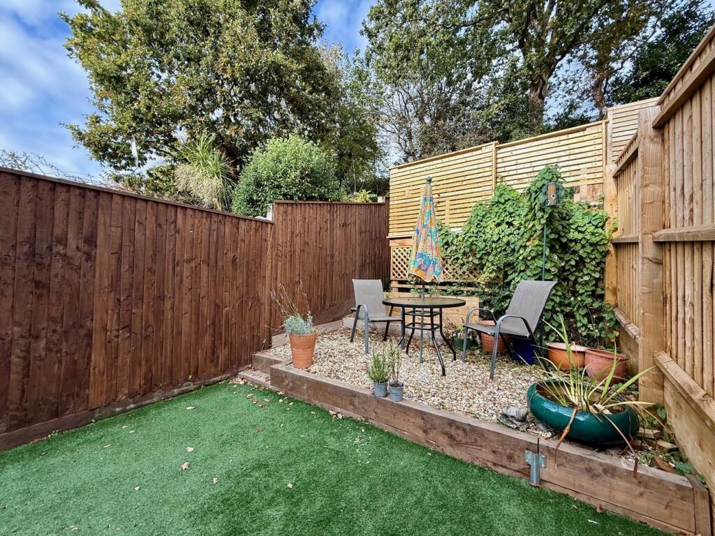 Additional image 15 of Doulton Gardens, Whitecliff, BH14