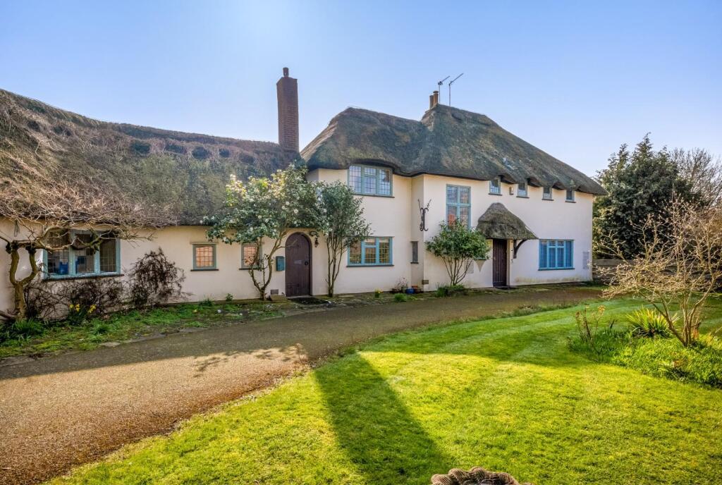 Main image of property: Church Road, Snitterfield, Stratford-upon-Avon