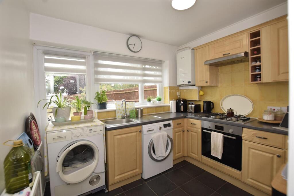 House in London, North Wembley, Preston - View 4