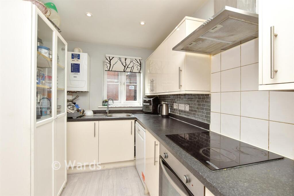 House in Strood, Medway - View 4