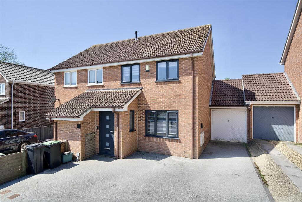 Main image of property: Lerrett Close, Chickerell, Weymouth