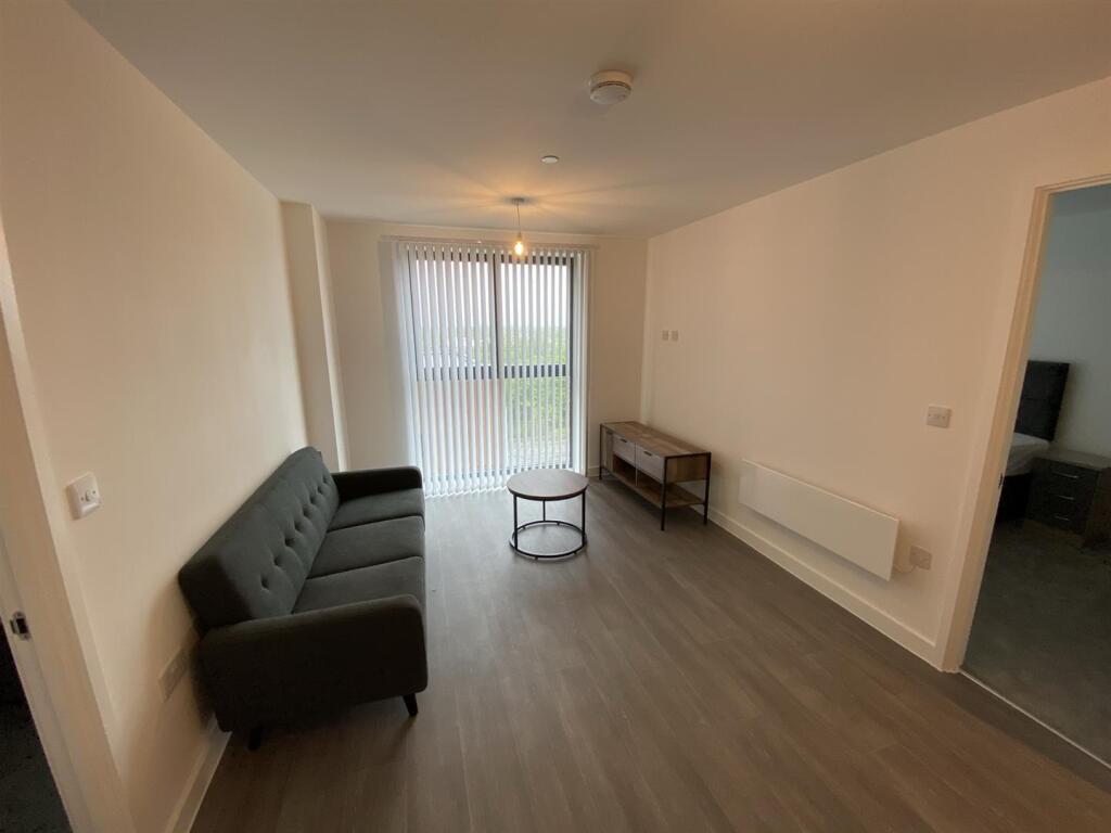 Apartment in Manchester - More