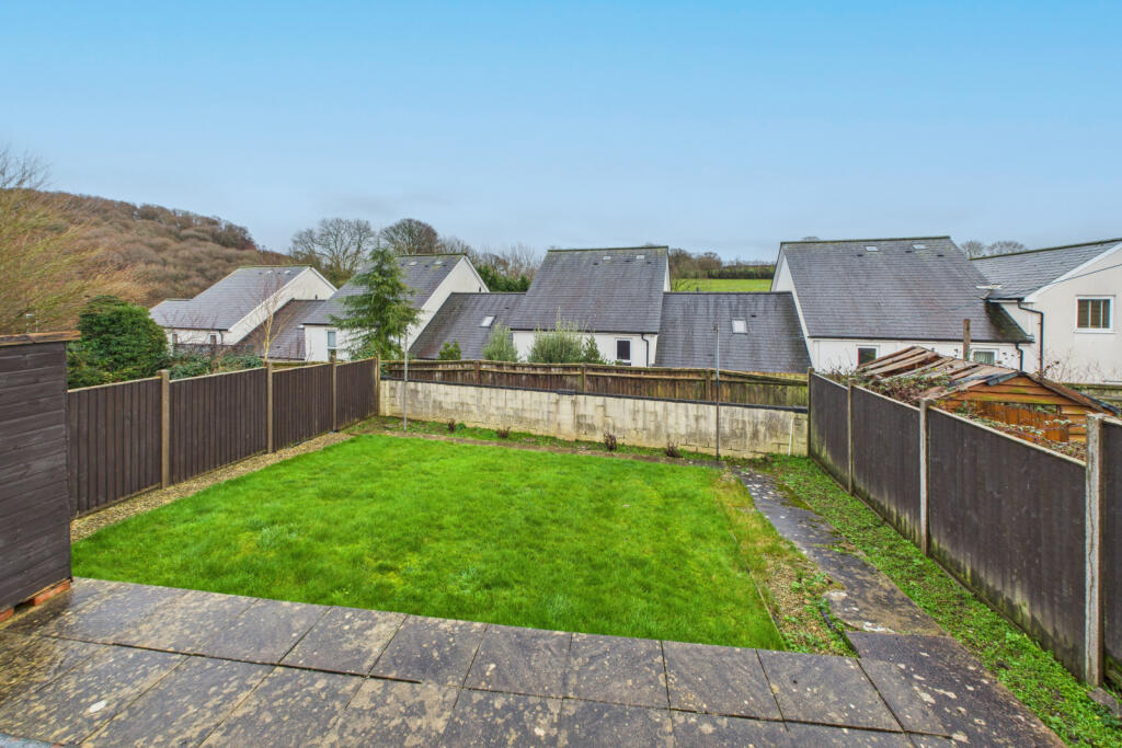 61 Parks Road, Mitcheldean, Gloucestershire, GL17 0DQ photo 2