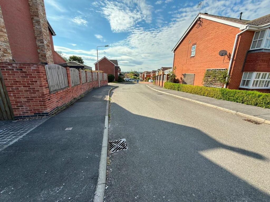 2 Parcels of Land in, Mansfield & Sheffield, Nottinghamshire, NG18 3HY - View 3