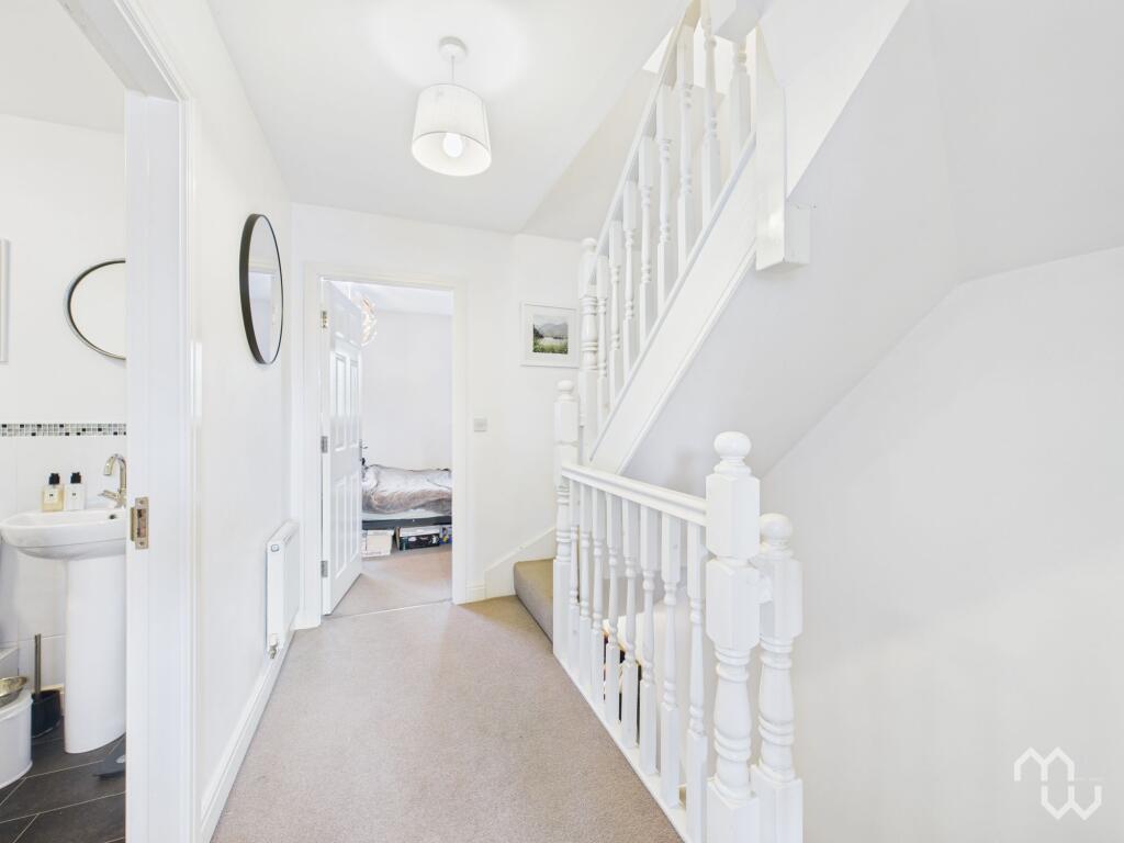 Parsonage Close, Leyland, PR26 photo 4