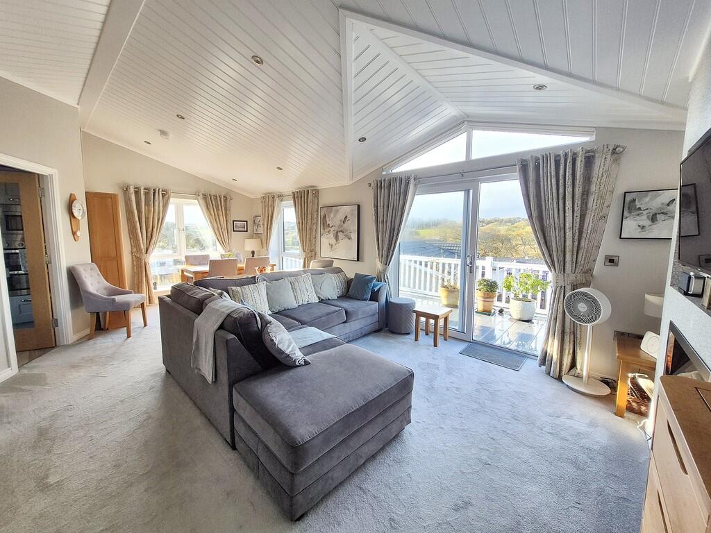 Main image of property: Goldenbank