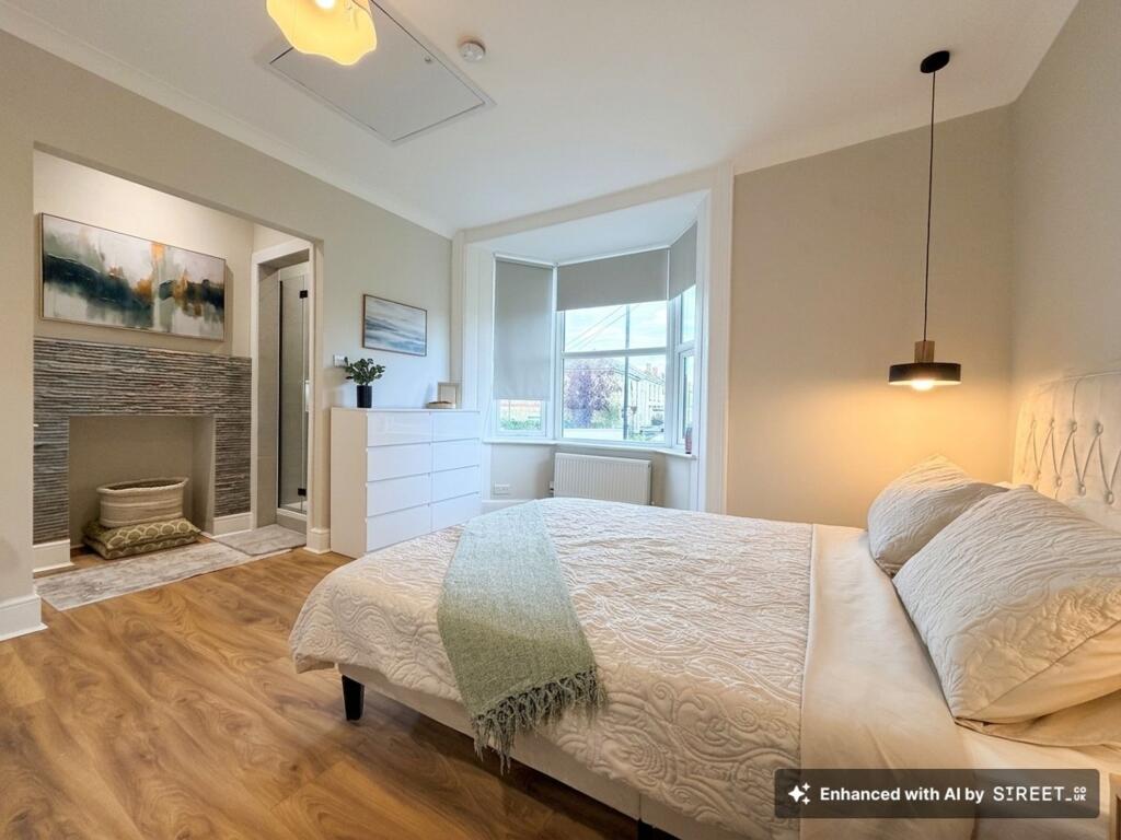 House in Southampton - View 3