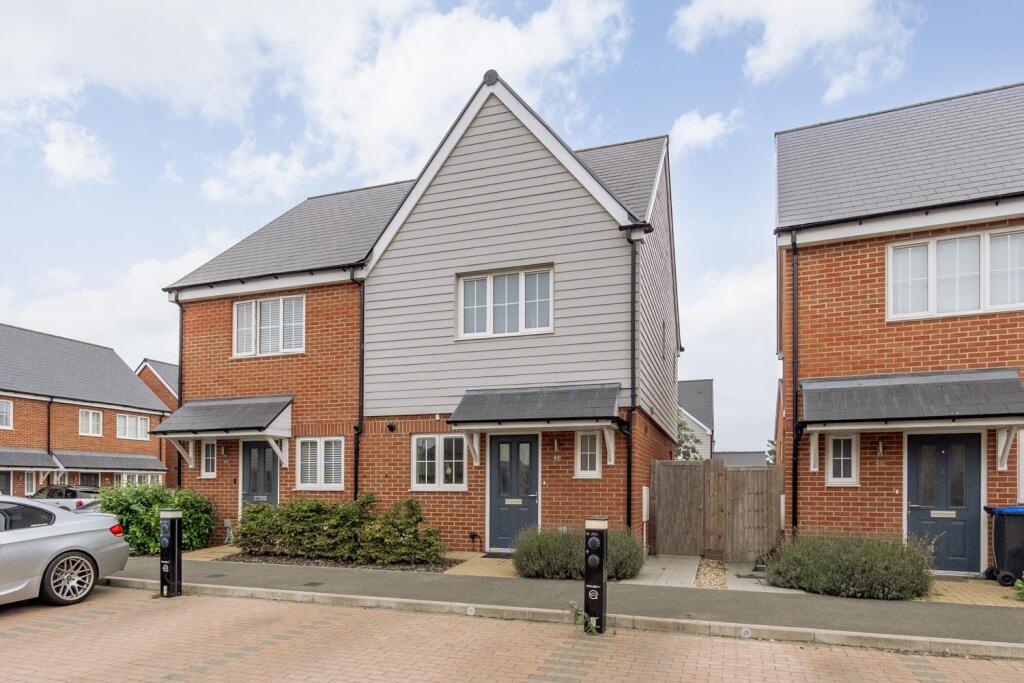 2-bed semi-detached on Puffin Road, Herne Bay, £165,000