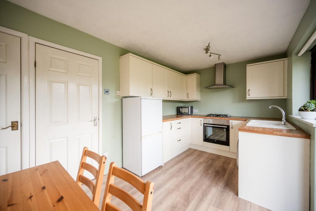 Derby Hill Road, Ormskirk, L39 photo 4