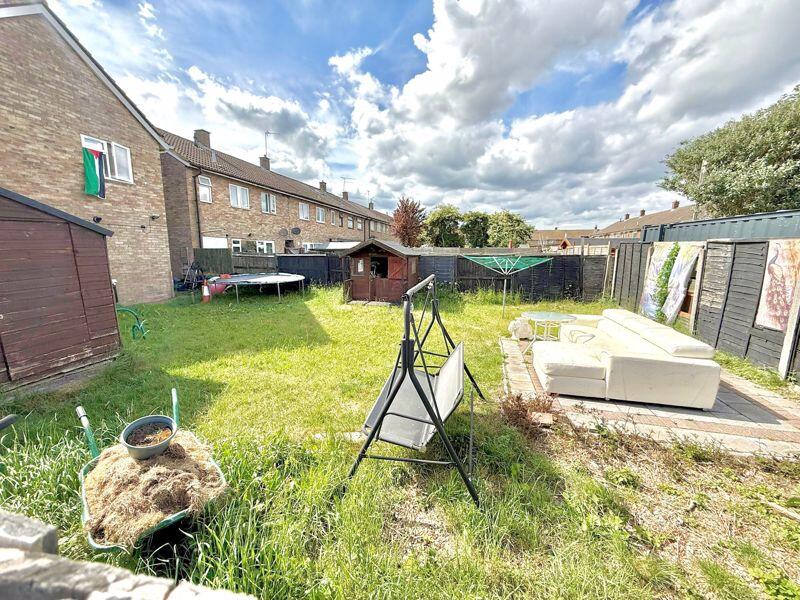 Kent Road, Houghton Regis  photo 3