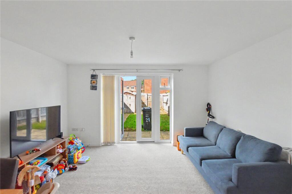 House in Taunton - View 3