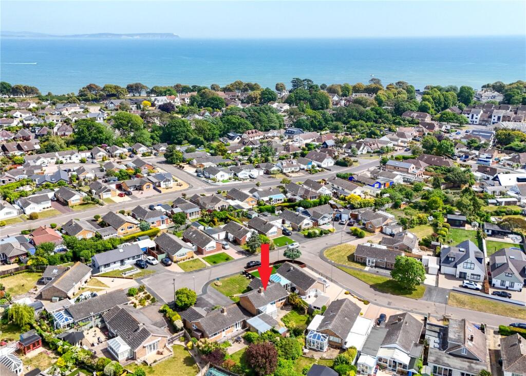 22, Merlin Way, Christchurch, Dorset, BH23 photo 2