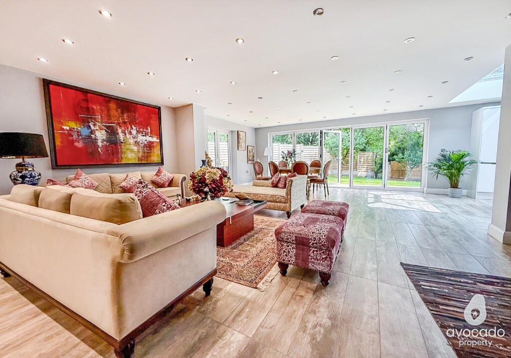 House in Purley on Thames, West Berkshire - View 3