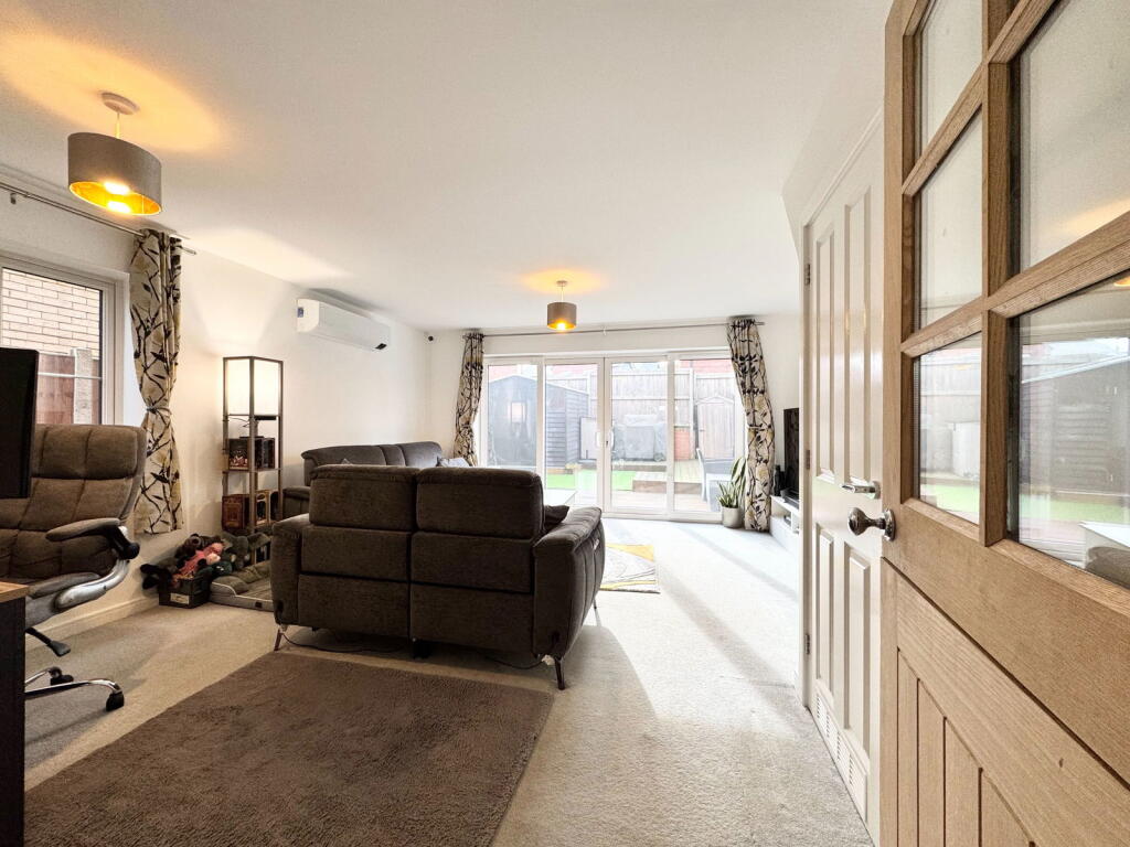 House in Wellingborough - View 4