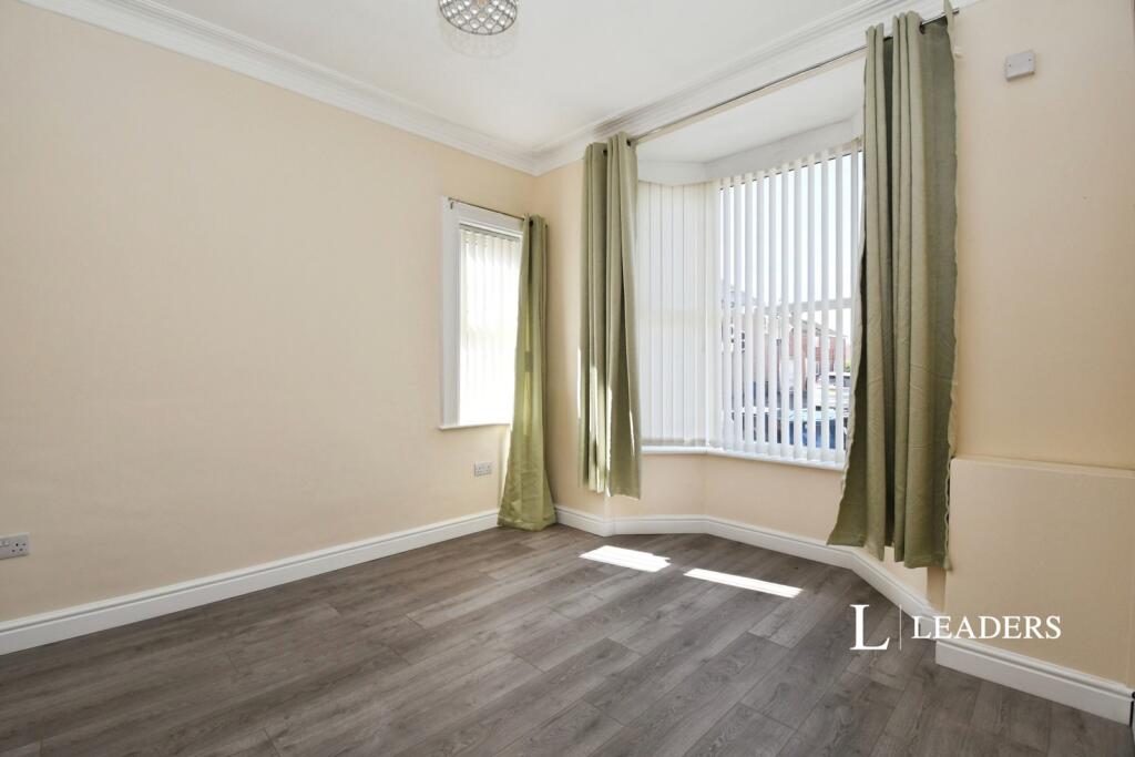 House in Doncaster - View 2