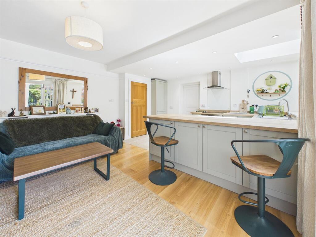 Gratwicke Road, Tilehurst, Reading – pohled 5