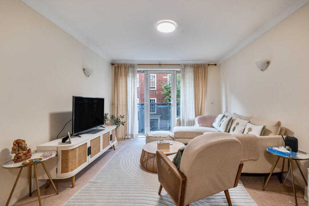 Apartment in London, Westminster, Millbank - View 2