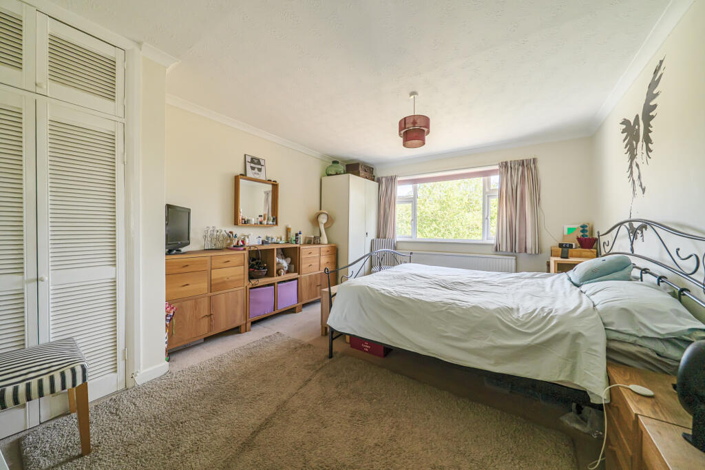 House in Sunningdale, Windsor and Maidenhead - View 5