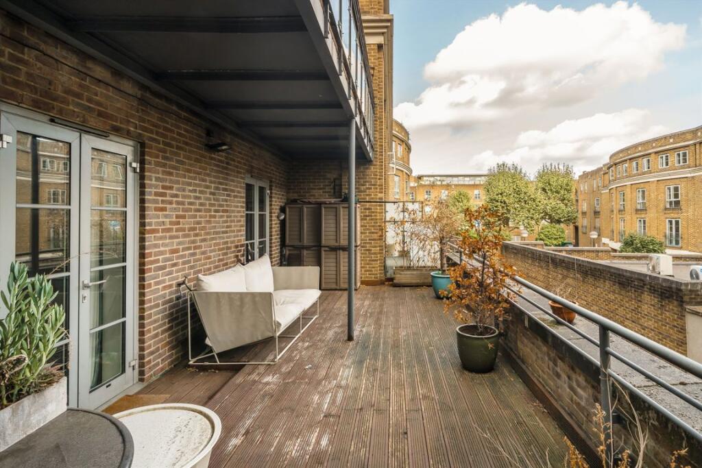 Apartment in London - More