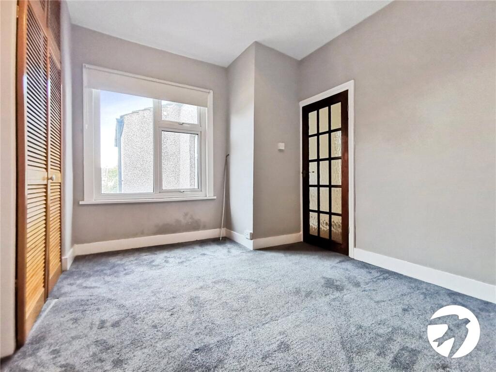 Apartment in London - View 3