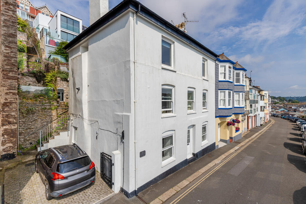 Main image of property: South Town, Dartmouth