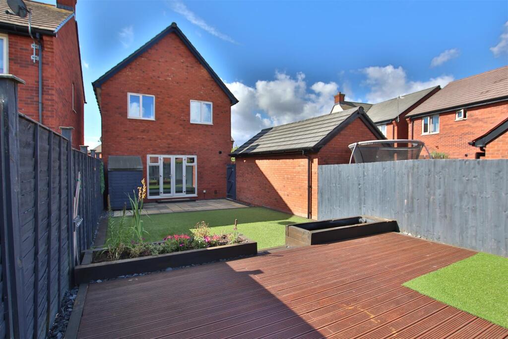 House in Tewkesbury, Wheatpieces - View 3
