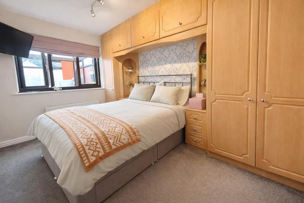 Additional image 8 of Penny Hill Drive, Clayton, Bradford