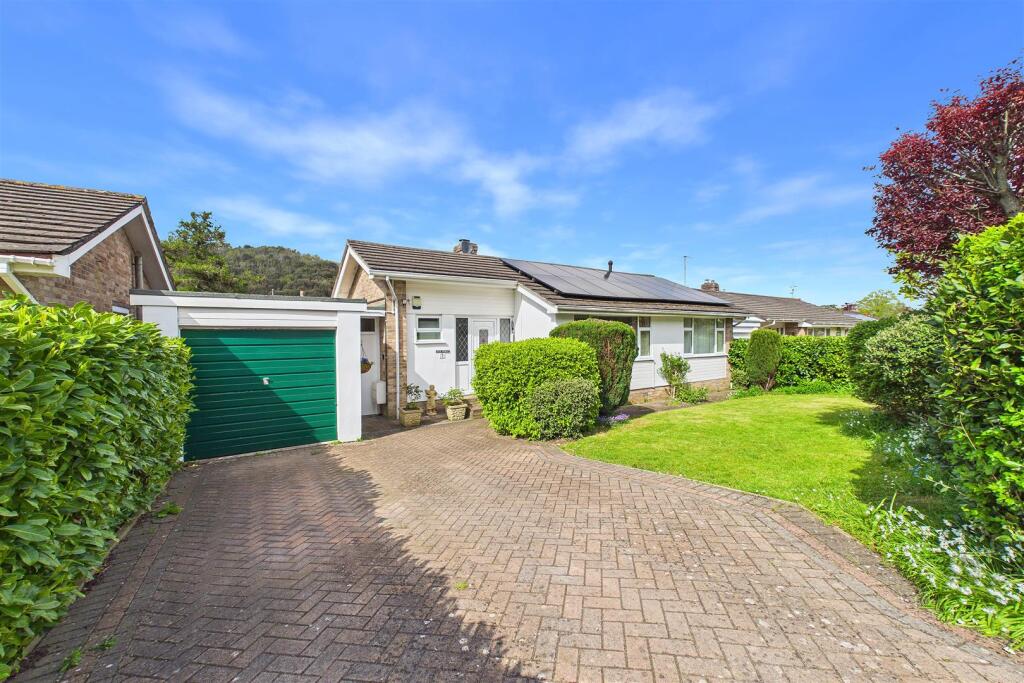 Main image of property: Lovely setting on the outskirts of Clevedon